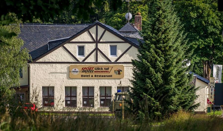 Sporthotel Glueck Auf Moenchenfrei Brand-Erbisdorf Buitenkant foto