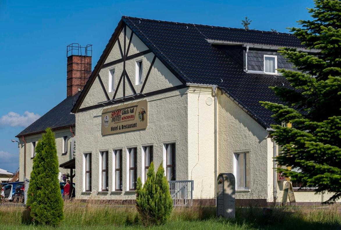 Sporthotel Glueck Auf Moenchenfrei Brand-Erbisdorf Buitenkant foto